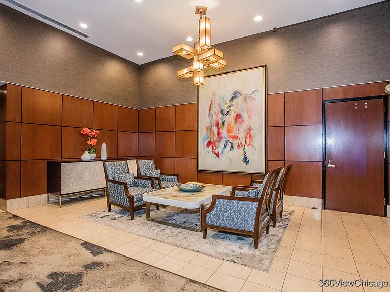 233 E Erie St #2409 — Photo 3