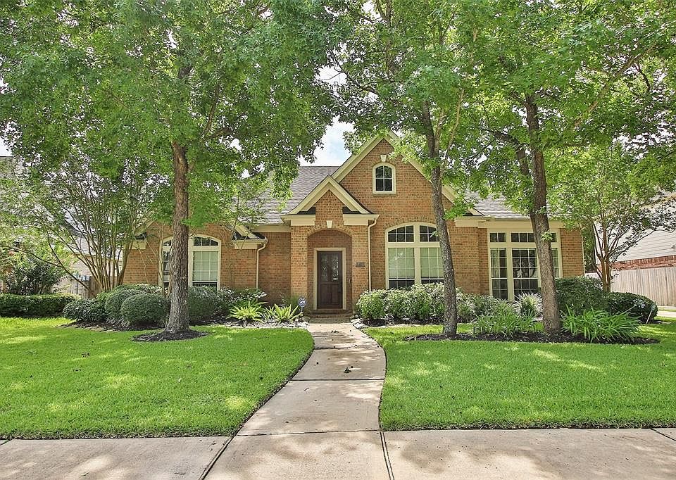 1st image of 13510 Oak Alley Ln