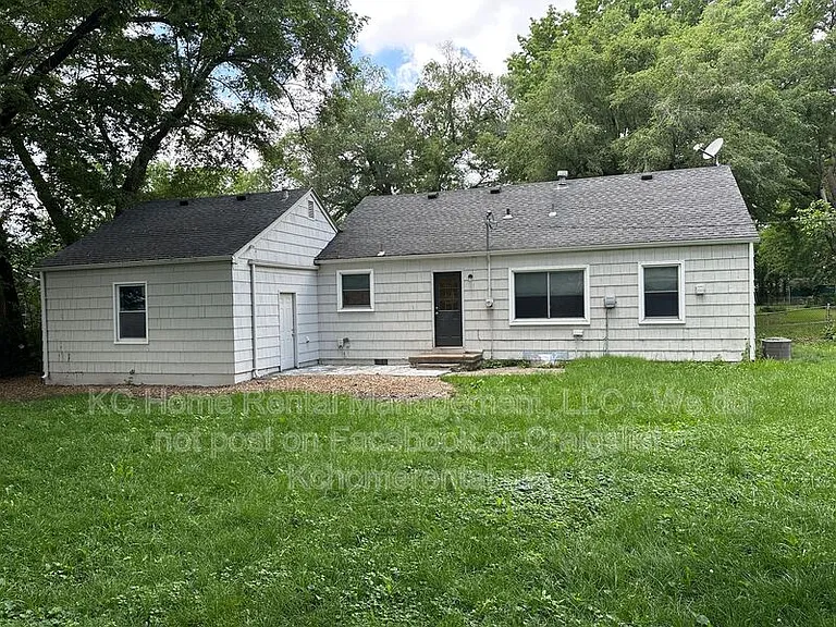 8419 Pennsylvania Ave — Photo 25