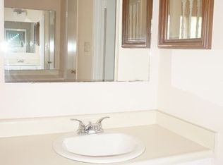 6824 Mahogany Rd, Fayetteville, NC 28314