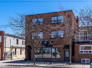 3261A Lake Shore Blvd W #102, Toronto, ON M8V1M2