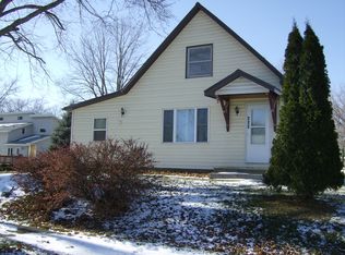 408 S Harrison St #1, Stuart, IA 50250