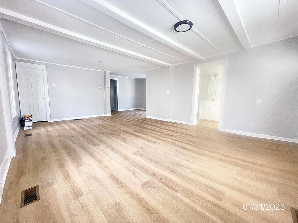 living room looking into dining area