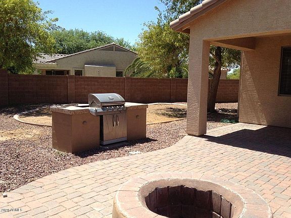 4th image of 2113 W Valencia Dr