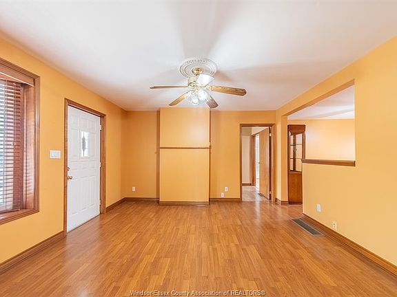5th image of 12353 Tecumseh Rd E