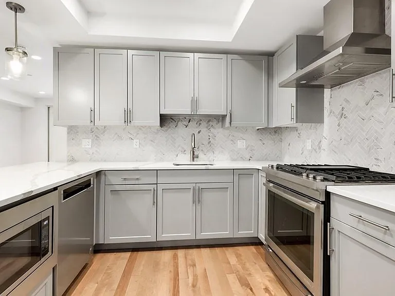 50 Hichborn St #310 — Photo 8