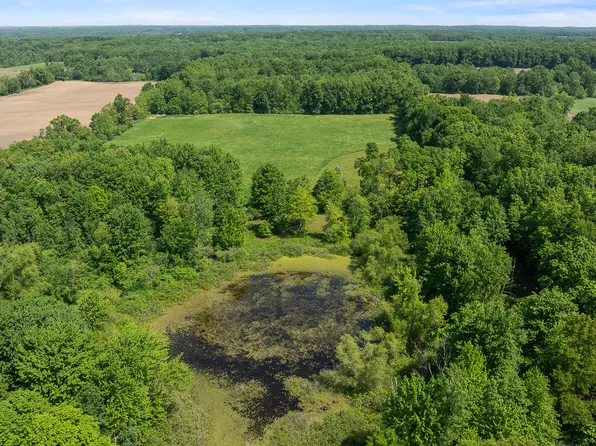 2500 E Hastings Lake Rd, Jonesville, MI 49250
