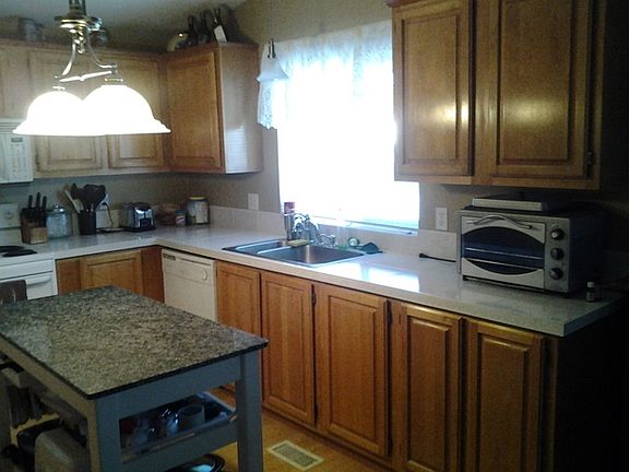 2nd image of 13217 NE 59th St