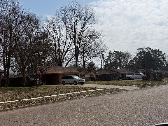 3rd image of 1507 Rich Rd