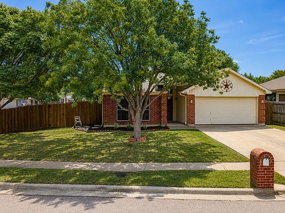 2nd image of 6003 Brookfall Dr