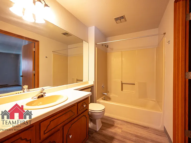 488 S Good Hope Rd #3 — Photo 7