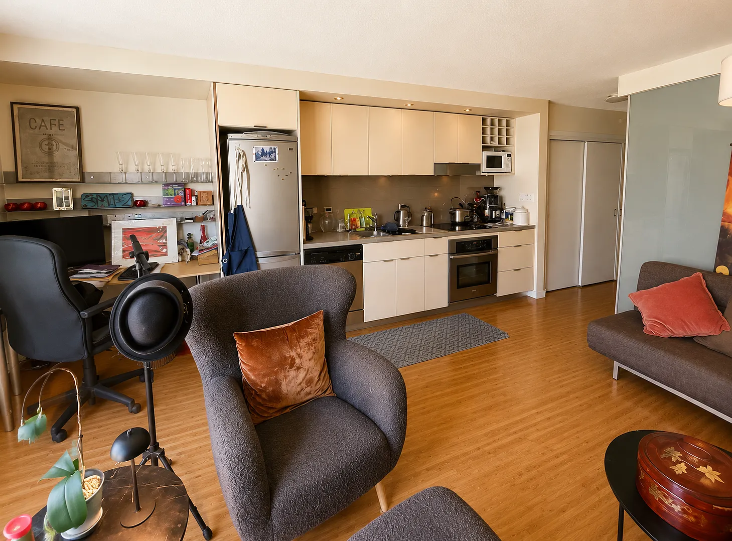 1 bed, 630 sqft, $2,450 — Photo 2