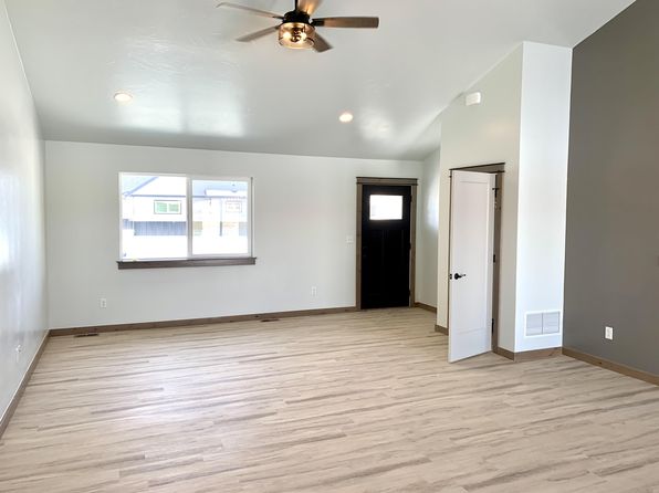3915 Swan Rd Unit A