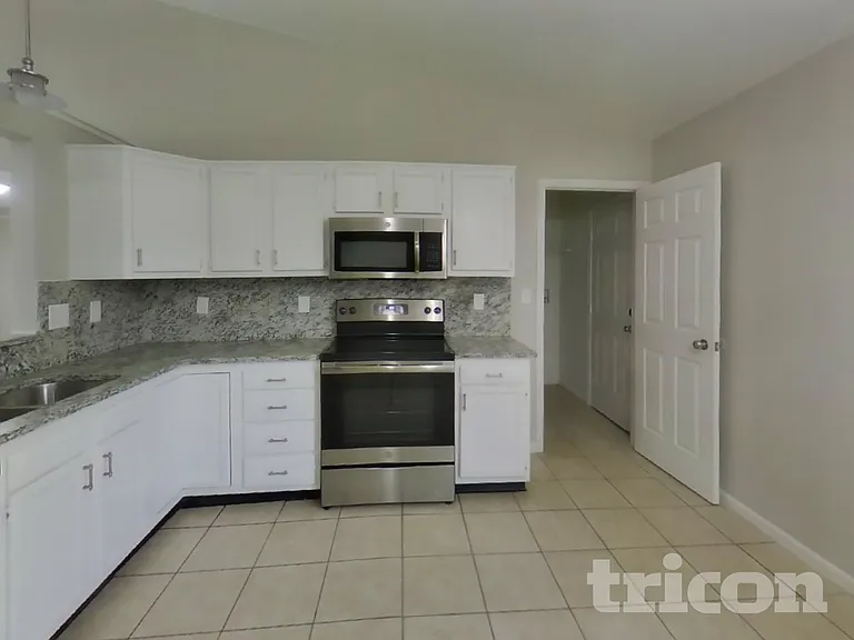 6007 Jackie Ln — Photo 5