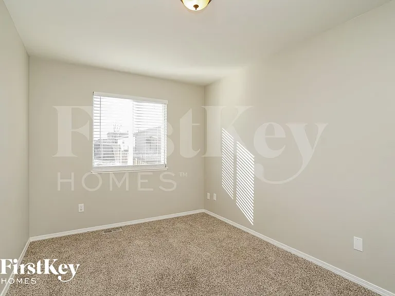 719 Baling Wire Way — Photo 11