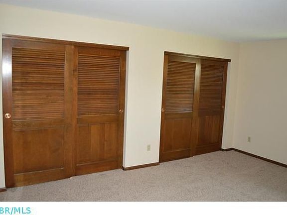 4th image of 85 Granby Pl W