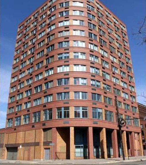 Exterior 4