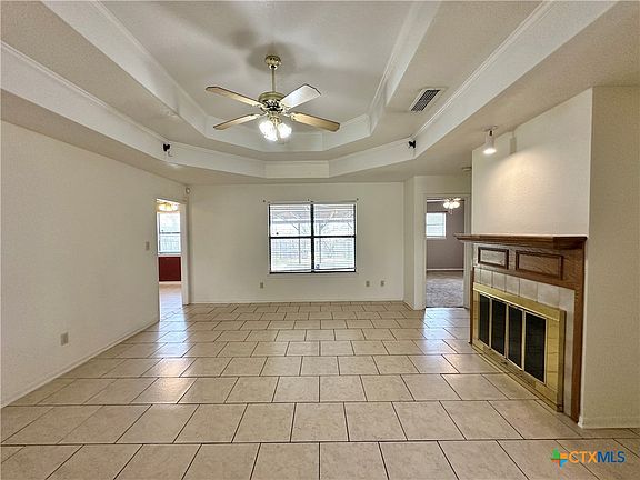 3rd image of 4006 Oak Valley Dr
