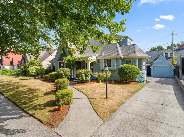 4520 NE Royal Ct, Portland, OR 97213