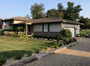 131 Flowers Dr W, Bellville, OH 44813