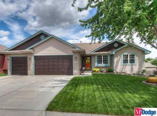 21952 Bobwhite Ave, Gretna, NE 68028
