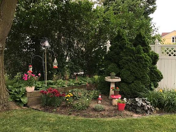 5th image of 518 Richmond St