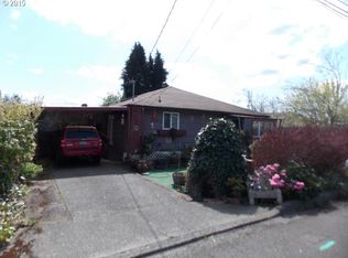 1081 W 10th St, Coquille, OR 97423