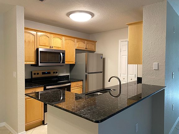 3rd image of 8911 Manor Loop APT 104