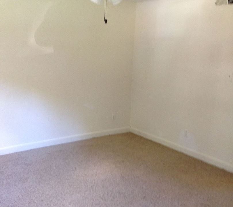 2nd image of 8168 Friendship Ledford Rd APT E