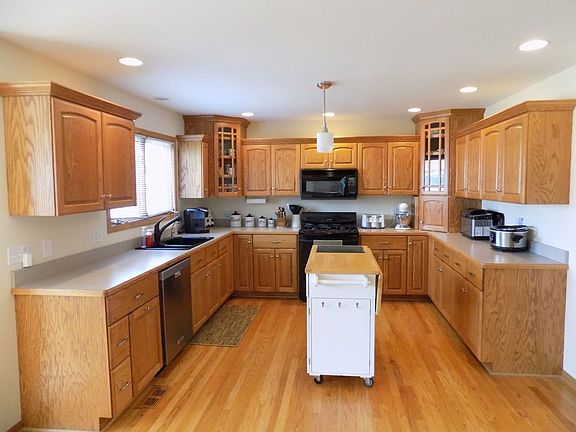 5th image of 1217 Callaway Dr N