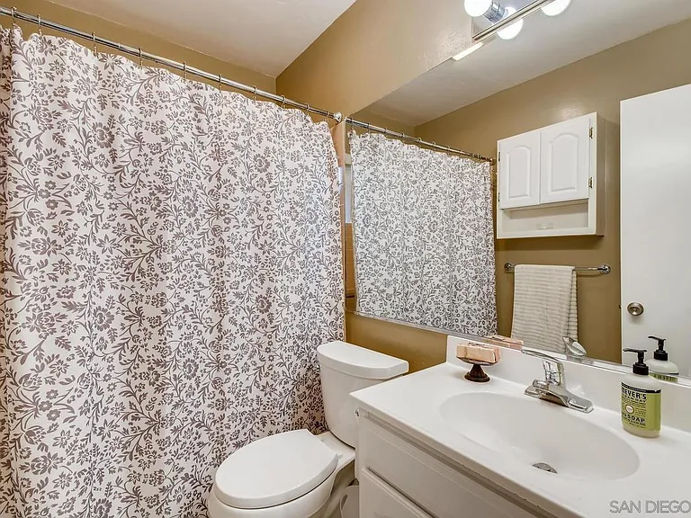 5664 Campanile Way — Photo 17
