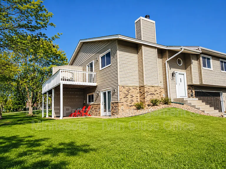 3299 Juliet Dr — Photo 1