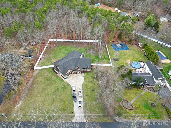 4th image of 94 E Pleasant Grove Rd