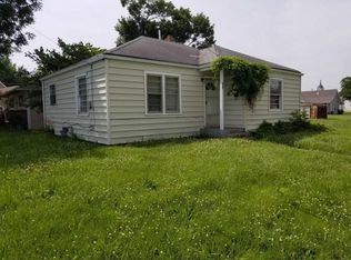 417 S Vine St, Mount Vernon, MO 65712