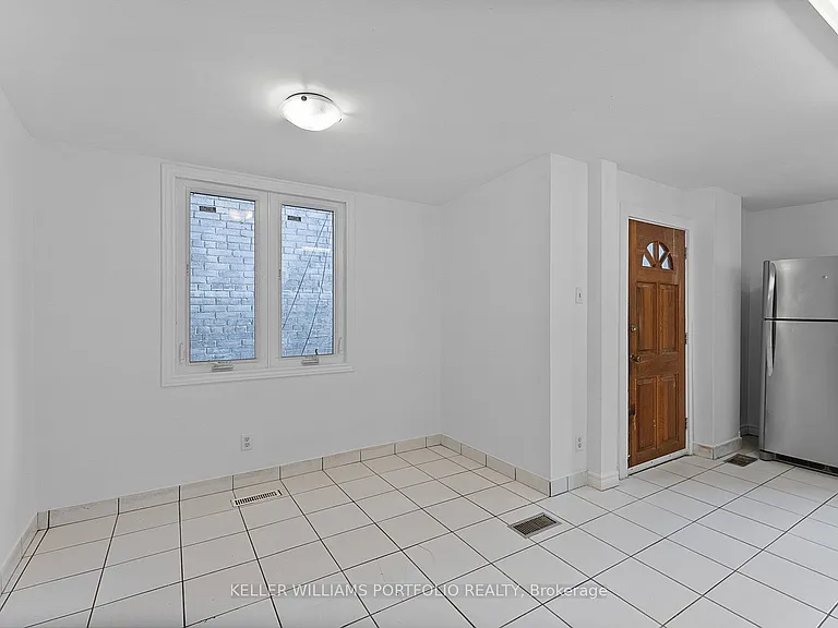 570 Jones Ave — Photo 16