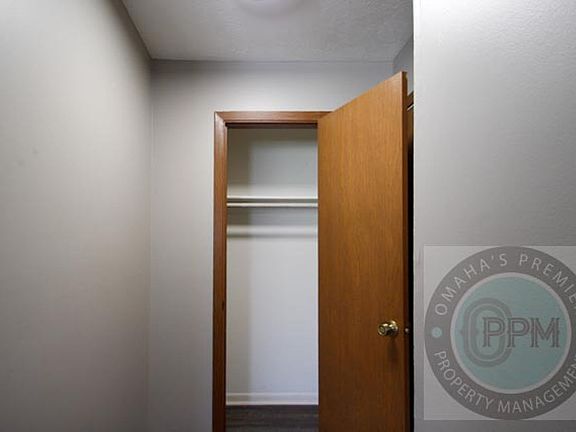 4th image of 2903 N 76th St #2905/11