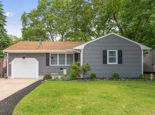1930 Ravenwood Dr, Toms River, NJ 08753