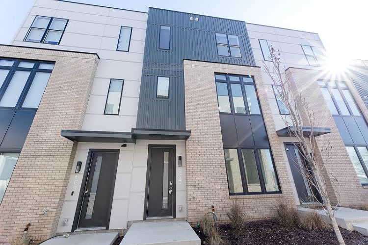 1st image of 664 Hamilton Ave