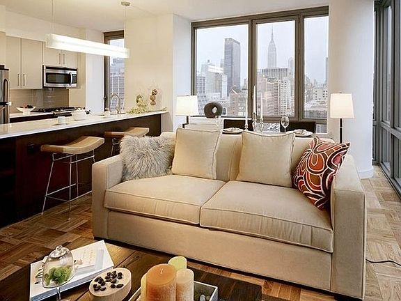 4th image of 312 11th Ave APT 30E