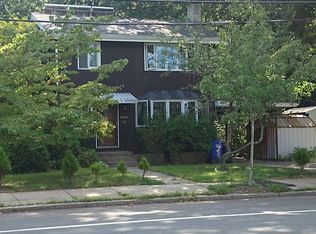 141 Chestnut St, Brookline, MA 02445