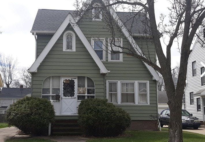 1st image of 19830 Locherie Ave
