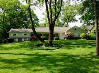 269 E Chestnut Ave, Metuchen, NJ