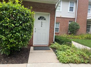 536 Olde English Cir, Howell, MI 48855