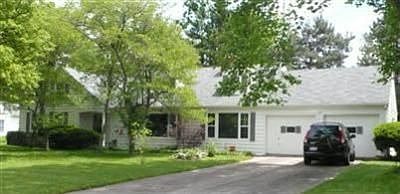 1st image of 135 Fairway Dr