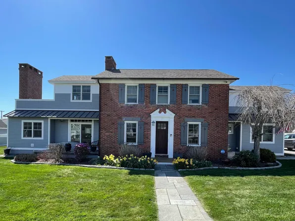 27 Brightwater Road, Old Lyme, CT 06371