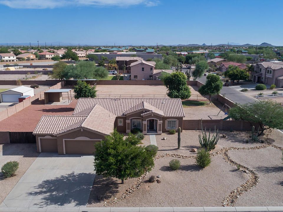 1st image of 173 E Desert Holly Dr