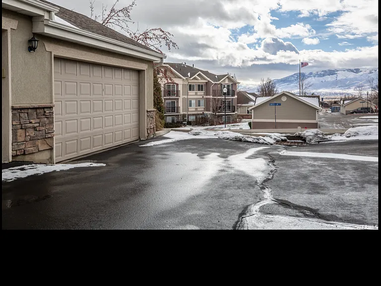 159 W Springview Dr #159 — Photo 10