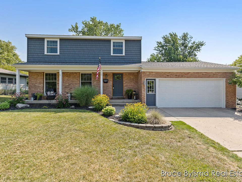 1st image of 2212 Shawnee Dr SE