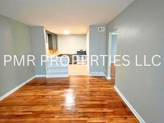 2nd image of 125 Park Ave APT 5