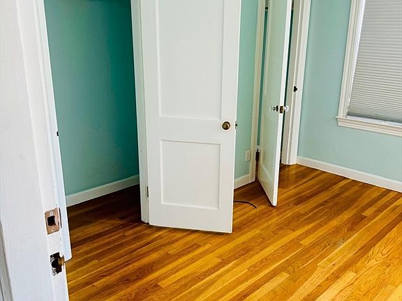 5th image of 49 Plainfield Ave #A